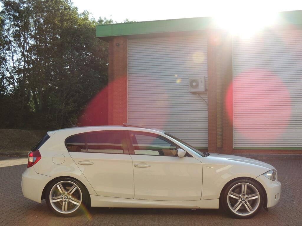 BMW 1 Series 2.0 118I Se 128 Bhp Black #14