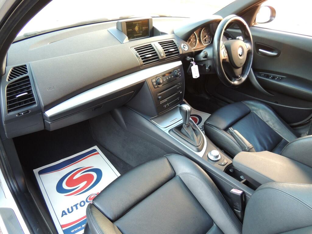 BMW 1 Series 2.0 118I Se 128 Bhp Black #84