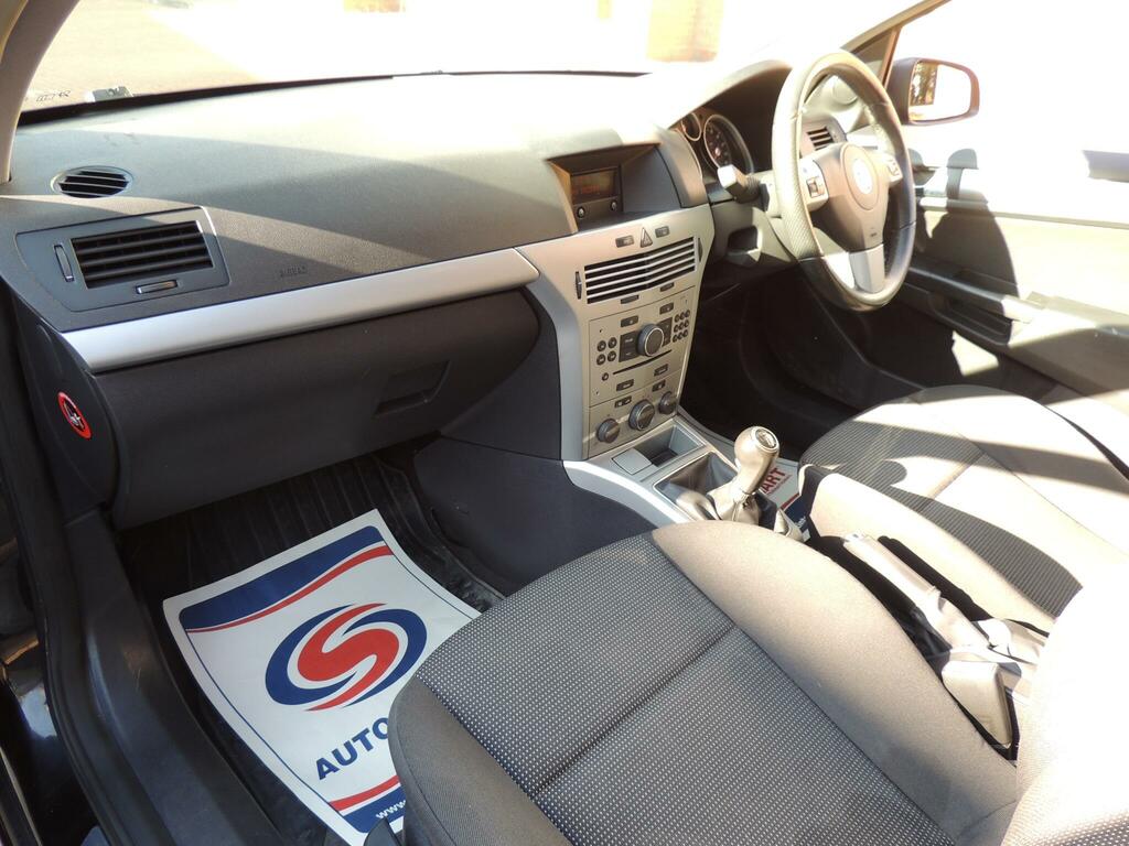 Vauxhall Astra 1.8I 16V Sri Sport Hatch 2008 Silver #63