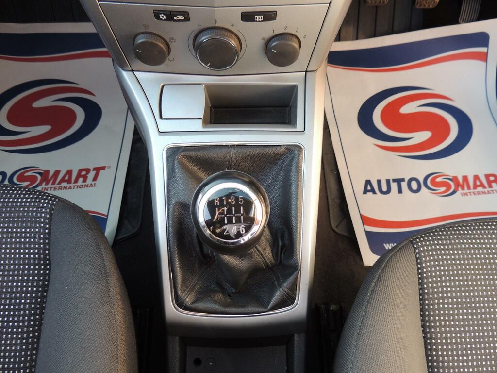 Vauxhall Astra 1.8I 16V Sri Sport Hatch 2008 Silver #54