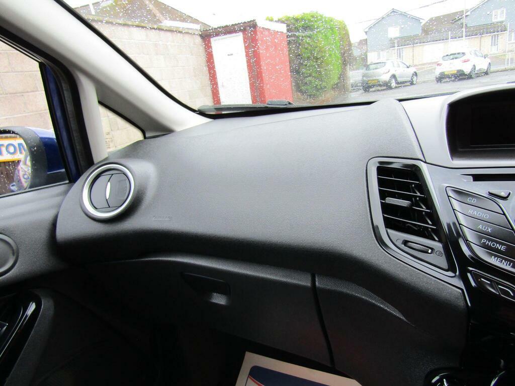 Ford Fiesta 1.0T Ecoboost Titanium Hatchback Blue #31