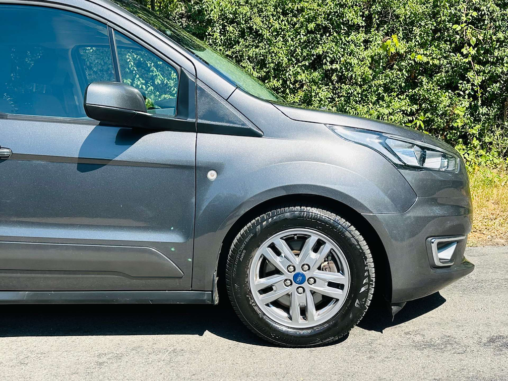 Ford Grand Tourneo Connect 1.5 Ecoblue Active Mpv Blue #42