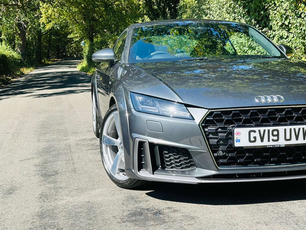 Audi TT 2.0 L S Line 45 Tfsi GV19UVW Grey #4