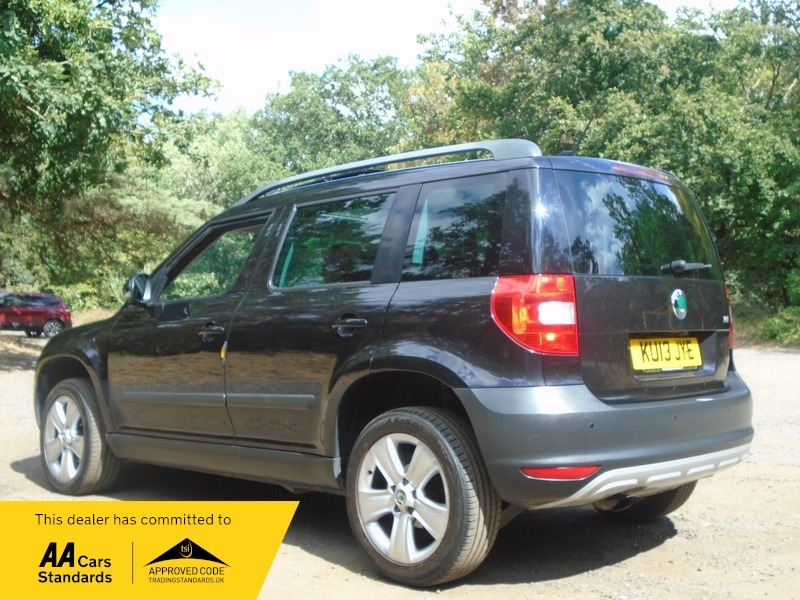 Skoda Yeti Se Plus Tsi Black #3