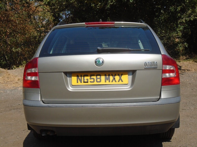 Skoda Octavia Estate 2.0 Tdi Laurin Klement Euro 4 20080 Beige #10