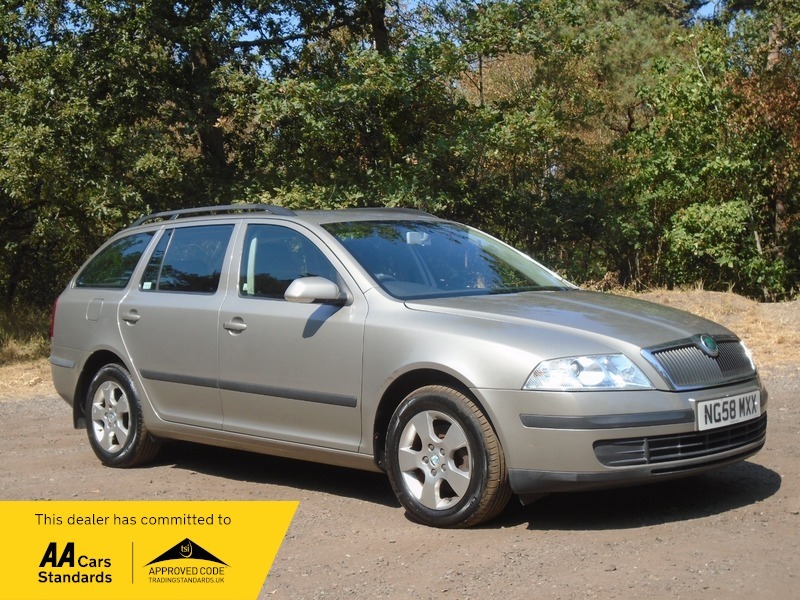 Skoda Octavia Tdi Ambiente Dsg Beige