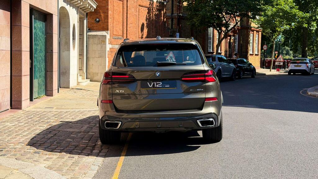 BMW X5 M M Sport Green #5