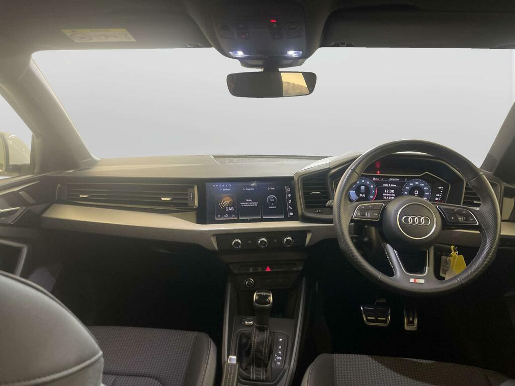 Audi A1 1.0 Tfsi 25 S Line Sportback S Tronic E White #2