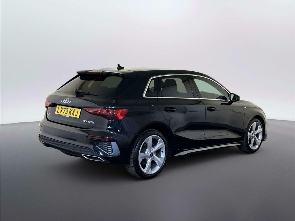 Audi A3 My23.5 Black Edition 35 Tfsi 150 Ps S Tronic Blue #8