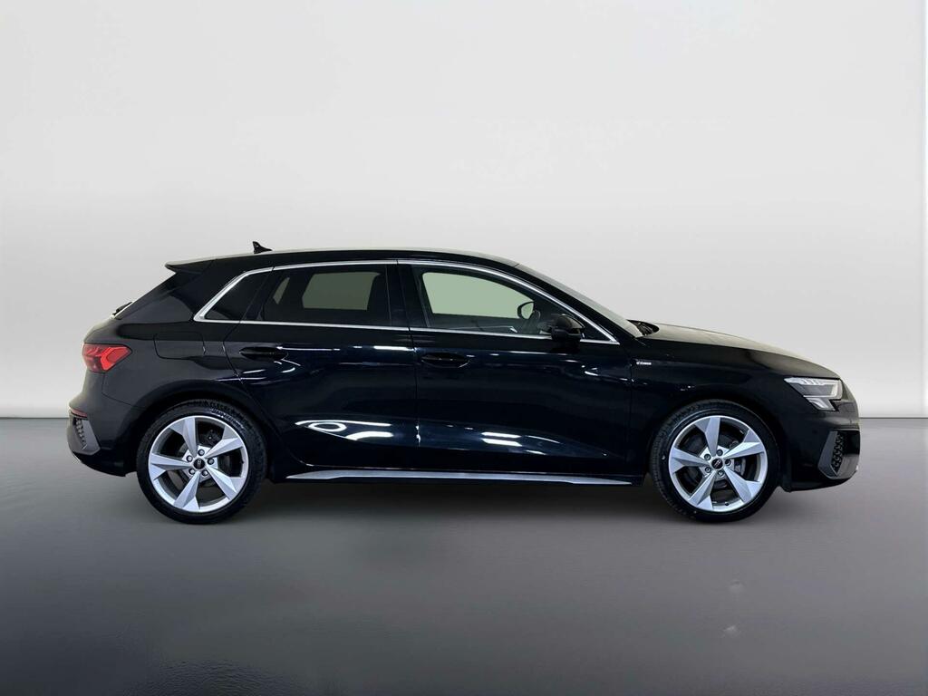 Audi A3 My23.5 Black Edition 35 Tfsi 150 Ps S Tronic Blue #9
