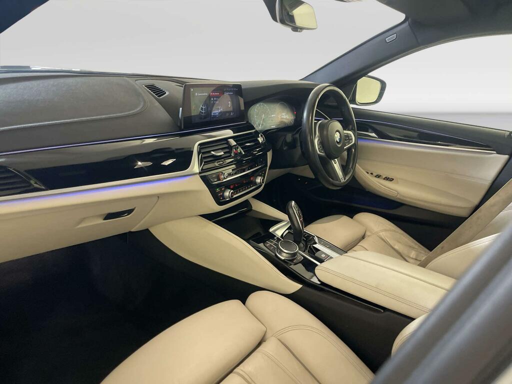 BMW 5 Series 530E M Sport Blue #10