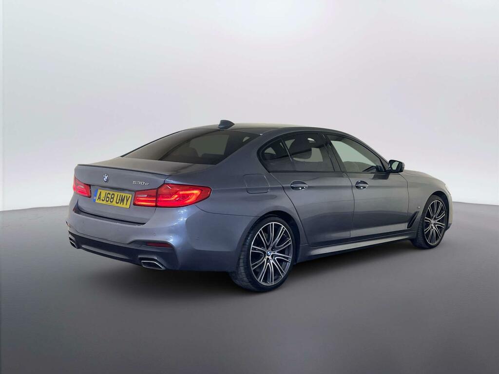 BMW 5 Series 530E M Sport Blue #8