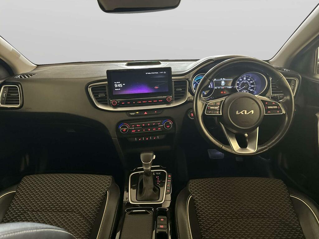 Kia Xceed 1.6 Gdi 8.9Kwh 3 Suv Plug-in Hybrid Dct Grey #2