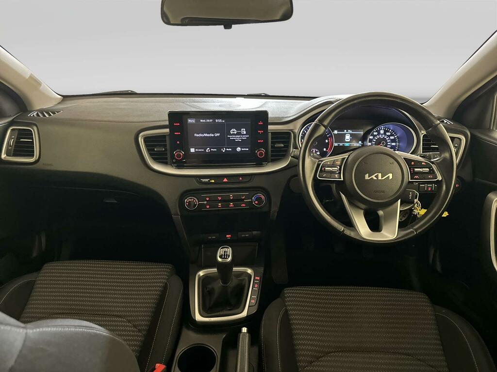 Kia Ceed 1.6 Crdi Mhev 2 Hatchback Hybrid Grey #2