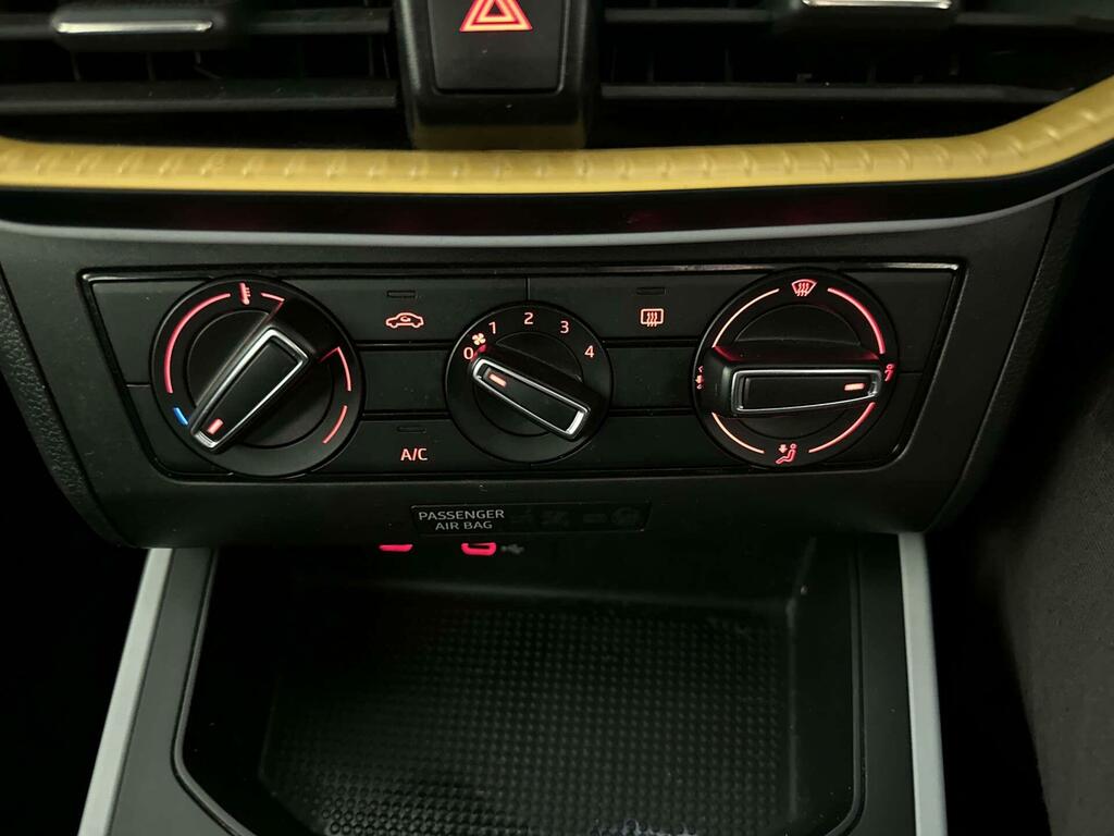 Seat Arona 1.0 Tsi 110 Fr Sport Red #24