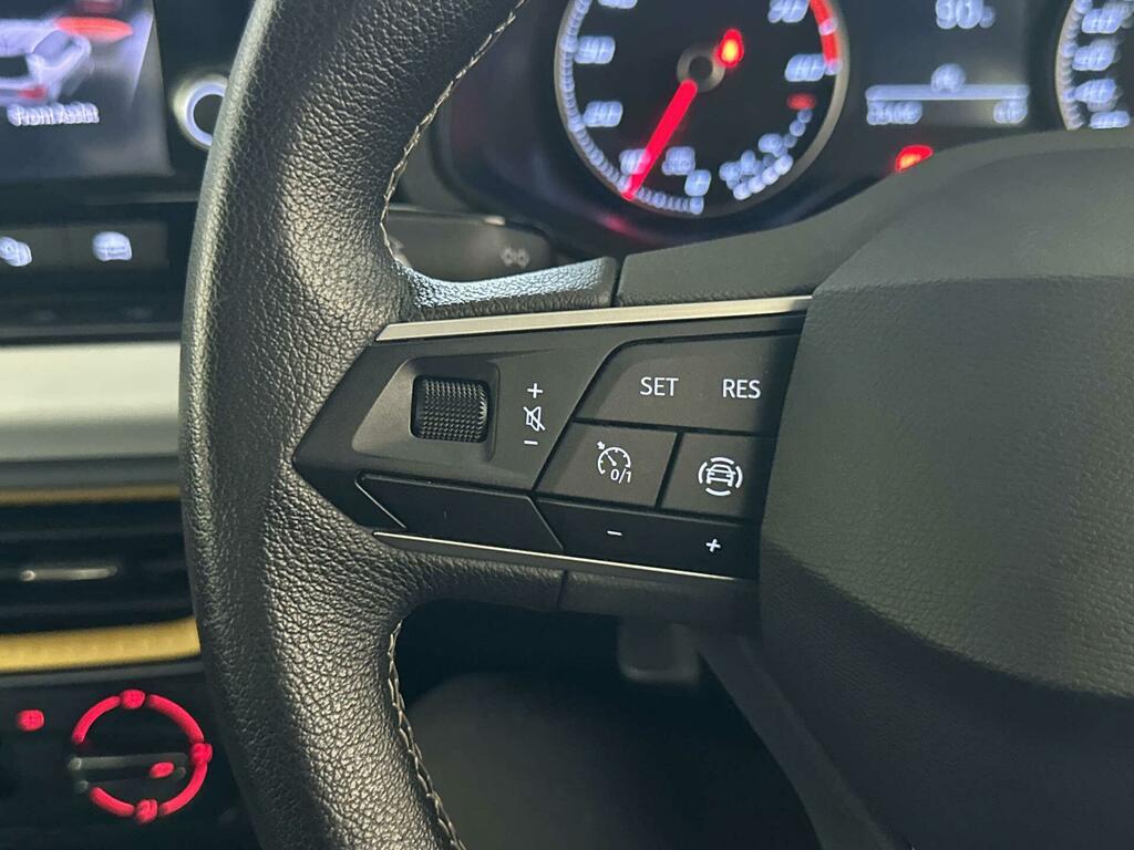 Seat Arona 1.0 Tsi 110 Fr Sport Red #16