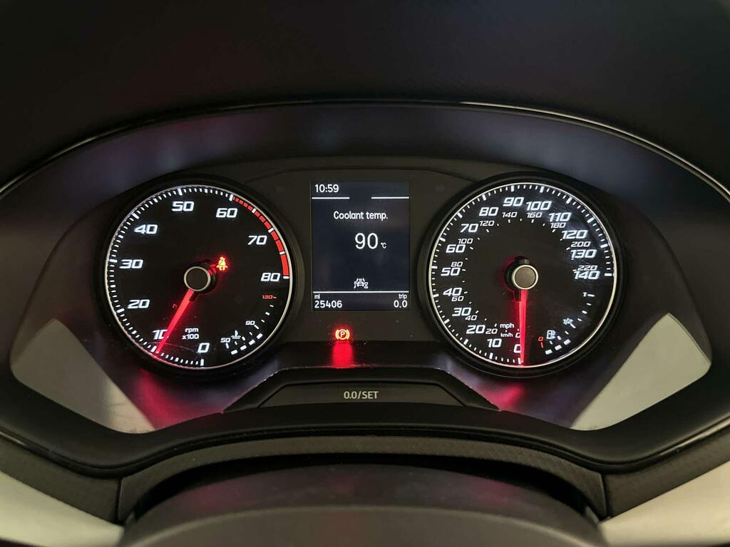 Seat Arona 1.0 Tsi 110 Fr Sport Red #17