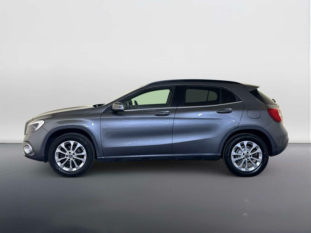 Mercedes-Benz GLA Class 1.6 Gla200 Se Executive Suv Eu Grey #5
