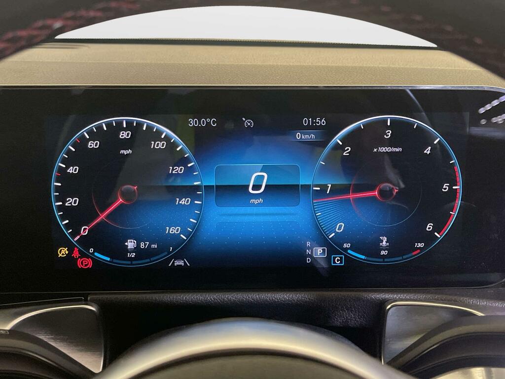 Mercedes-Benz GLB Class 200 Amg Line 7G-tronic 2021 Grey #18