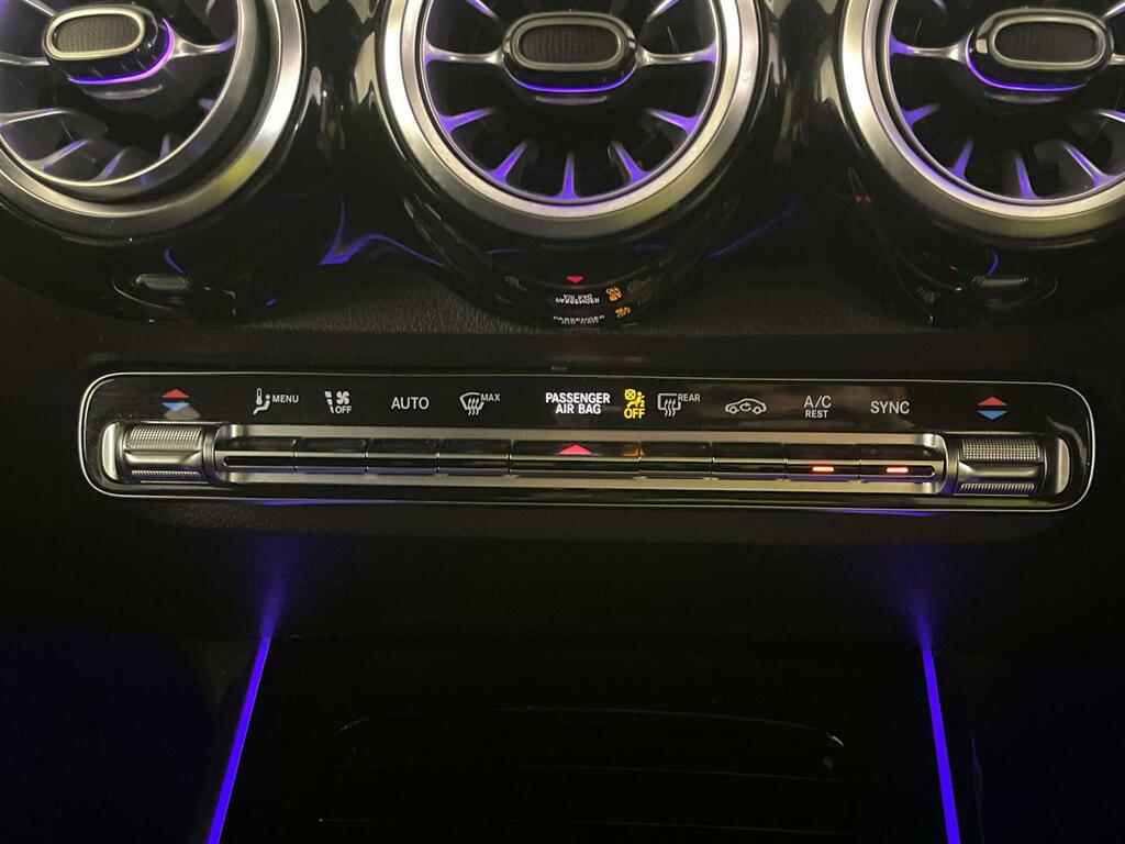 Mercedes-Benz GLB Class 200 Amg Line 7G-tronic 2021 Grey #27