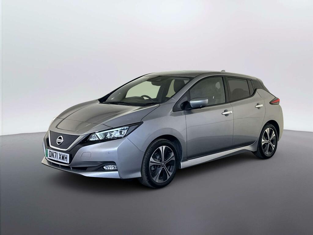 Nissan Leaf 40Kwh Tekna Hatchback 150 Ps Silver #4