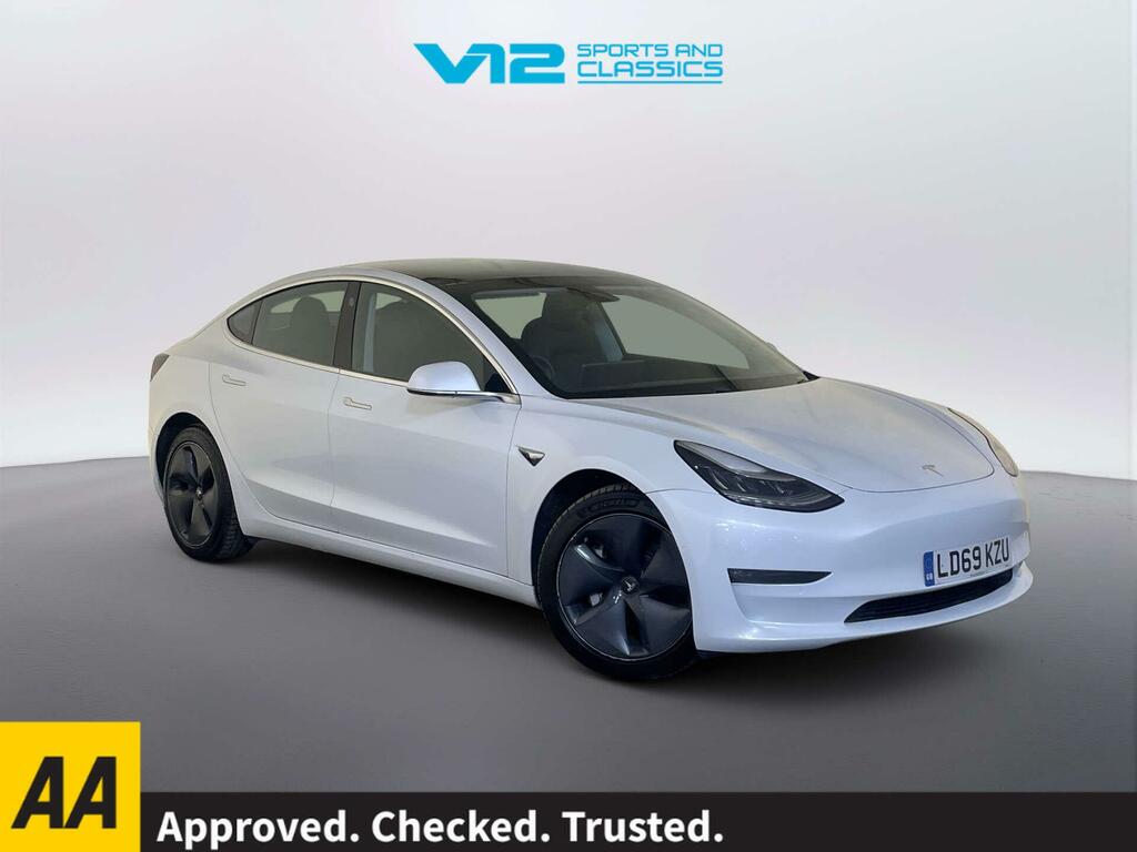 Tesla Model 3 Dual Motor Long Range Saloon 4 White