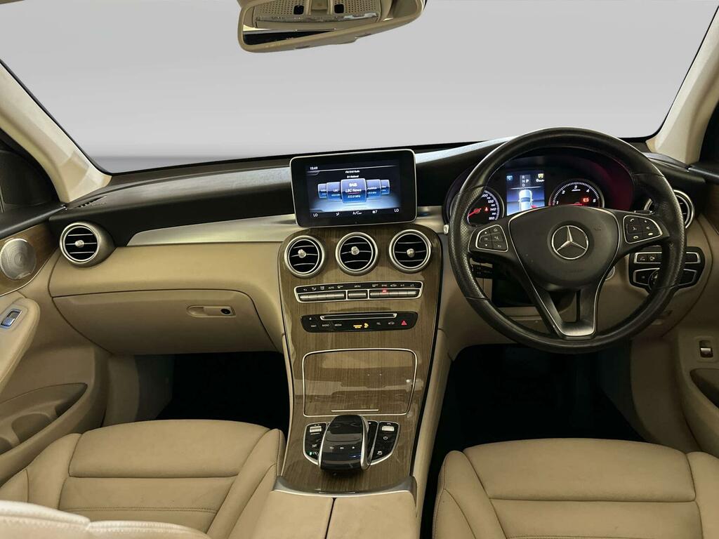 Mercedes-Benz GLC Class 2.1 Glc250d Sport Premium Plus Suv G- Red #2