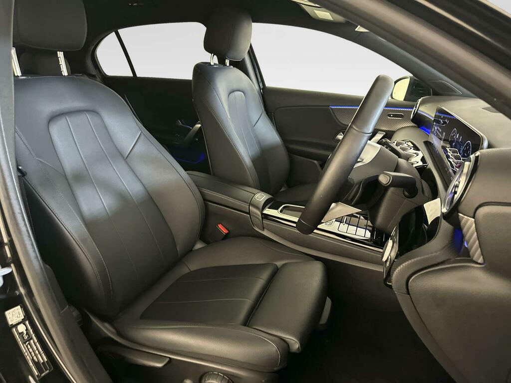 Mercedes-Benz A Class 1.3 A180h Mhev Sport Executive Hatchback Pet Black #11