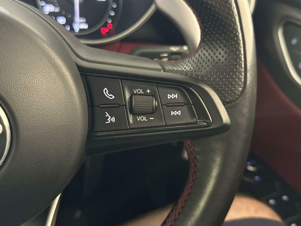 Alfa Romeo Giulia 2.9 V6 Biturbo Quadrifoglio Acc Red #18