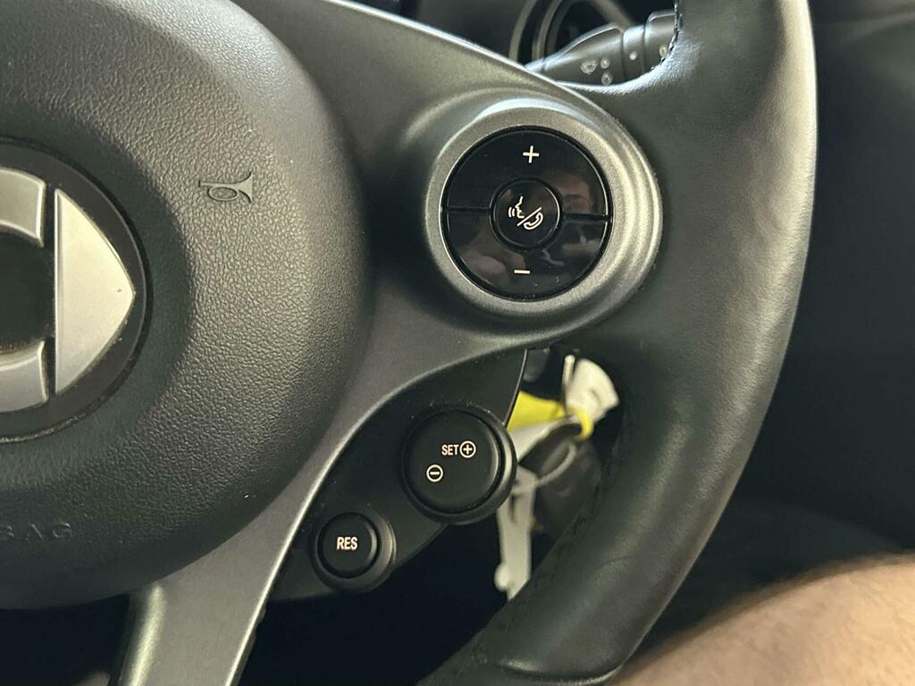 Smart Fortwo Coupe 60Kw Eq Pulse Premium 17Kwh 22Kwch White #18