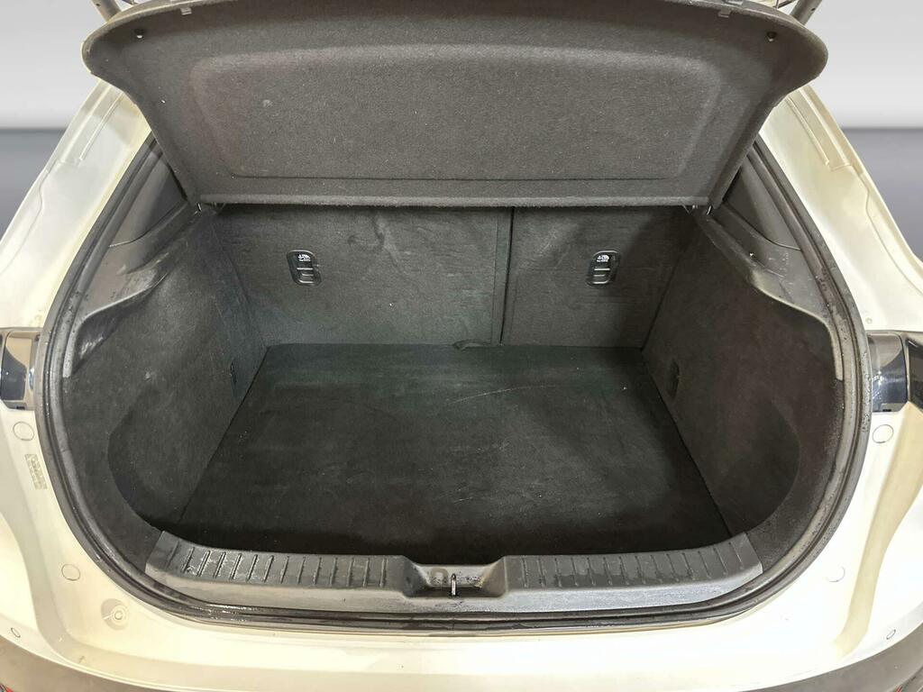 Mazda CX-30 2.0 E-skyactiv G Mhev Takumi White #13