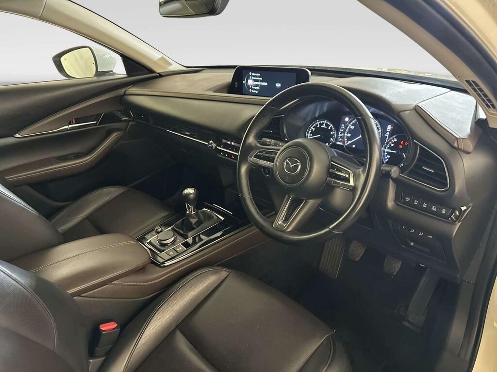 Mazda CX-30 2.0 E-skyactiv G Mhev Takumi White #14
