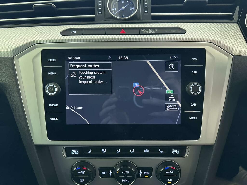 Volkswagen Passat 1.5 Tsi Evo 150 Gt Dsg Panoramic Roof Grey #22