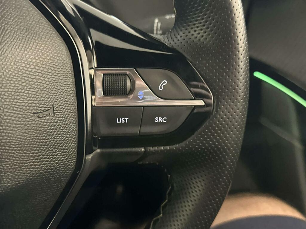 Peugeot e-208 100Kw Allure Premium 50Kwh Hatchback Yellow #18