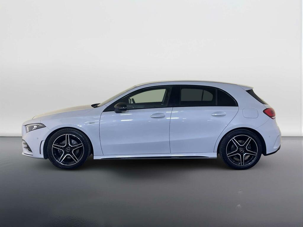 Mercedes-Benz A Class 1.3 A200 Amg Line Edition Executive Hatchback White #5