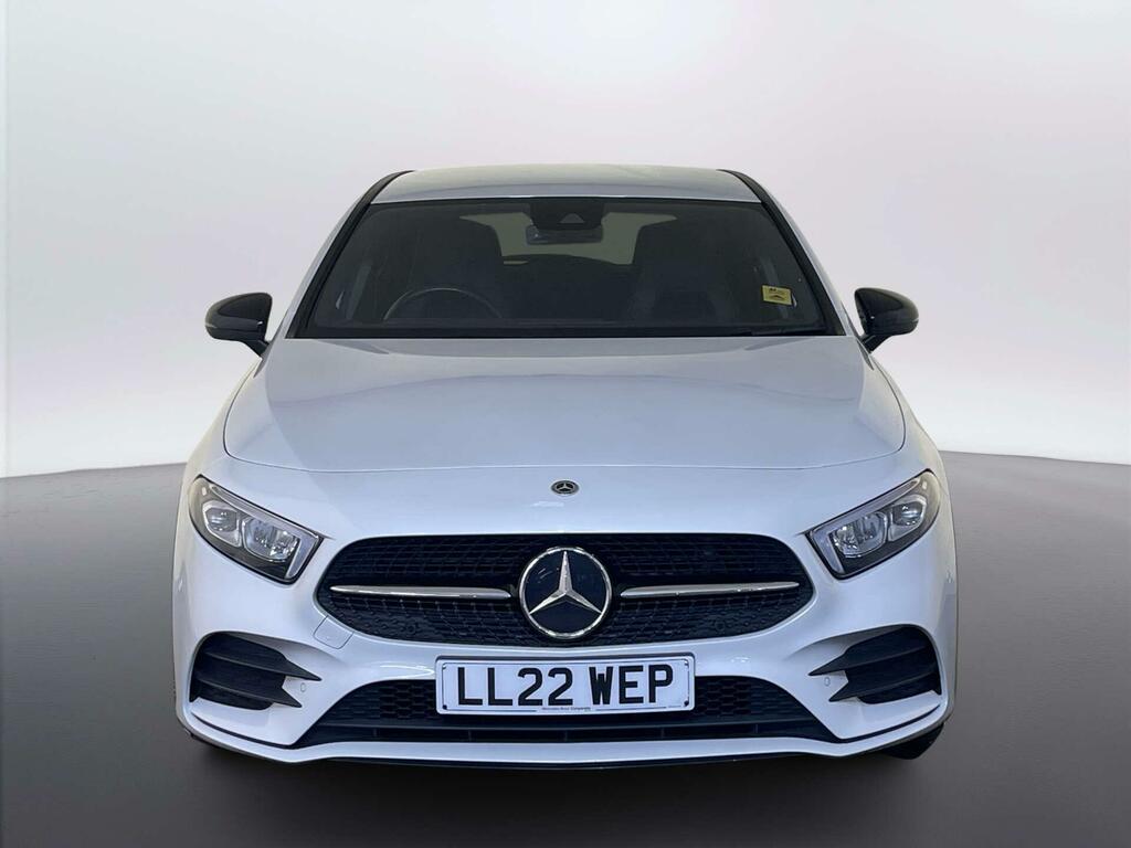 Mercedes-Benz A Class 1.3 A200 Amg Line Edition Executive Hatchback White #3