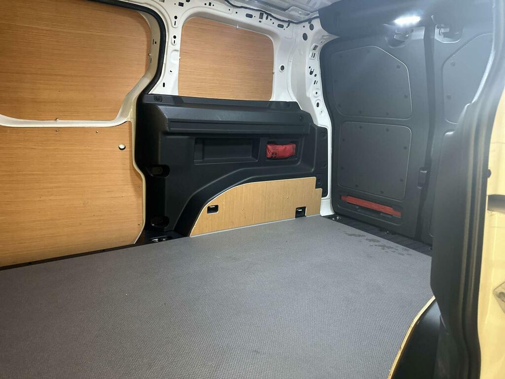 Volkswagen ID.Buzz 150Kw Style Pro 77Kwh Estate Black #11
