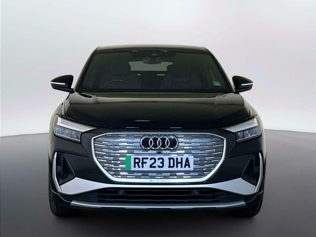 Audi Q4 E Tron 35 S Line Sportback 55Kwh 170 P Black #3