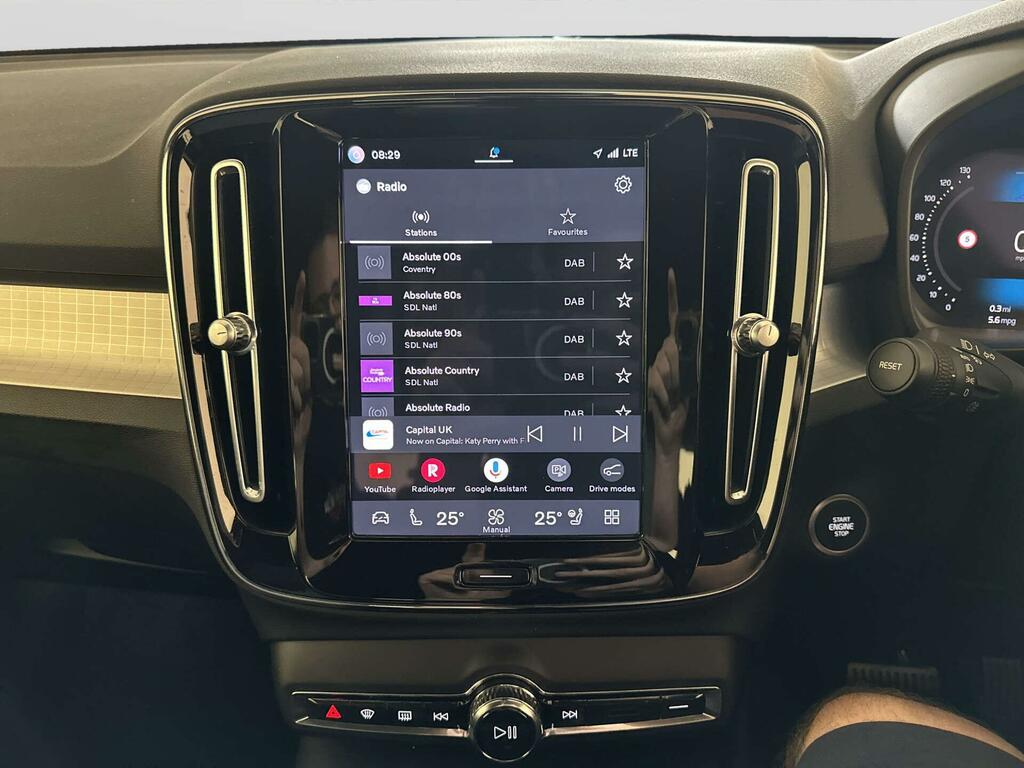 Volvo XC40 Plus, B4 Awd Mild Hybrid, Dark Tinted Win Silver #22