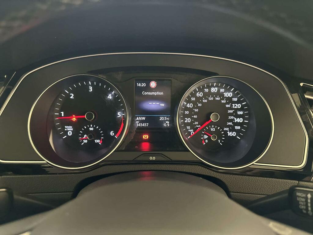 Volkswagen Passat 2020 Volkswagen Passat 2.0 Se Nav Tdi 150 Grey #17