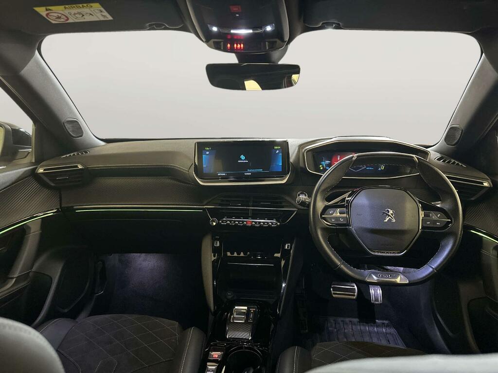 Peugeot e-2008 50Kwh Gt Premium Suv 7Kw Charge Orange #2