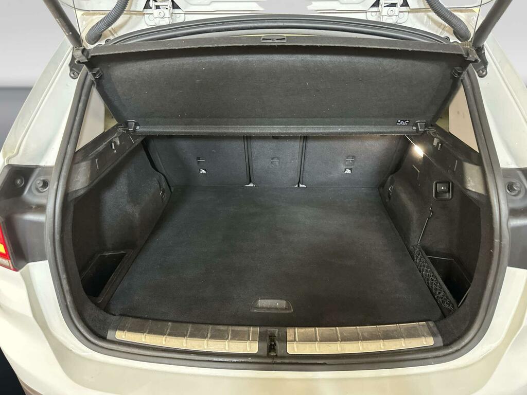 BMW X1 1.5 18I Se Sdrive Euro 6 Ss White #12