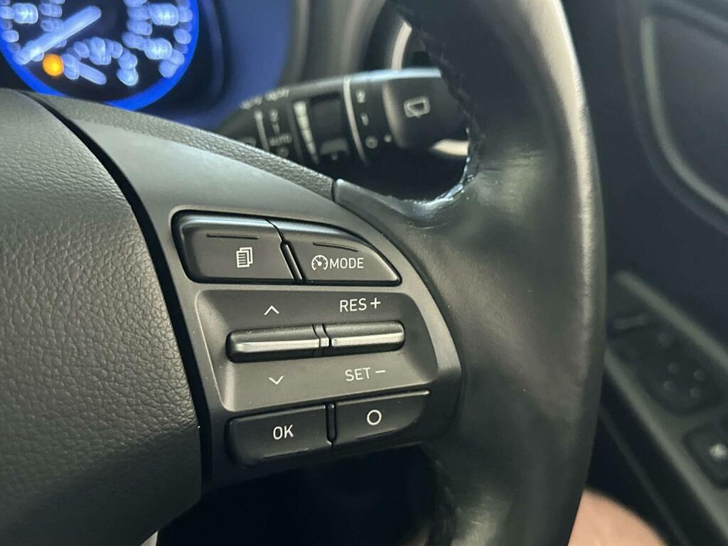 Hyundai Kona Kona Premium Se Black #18
