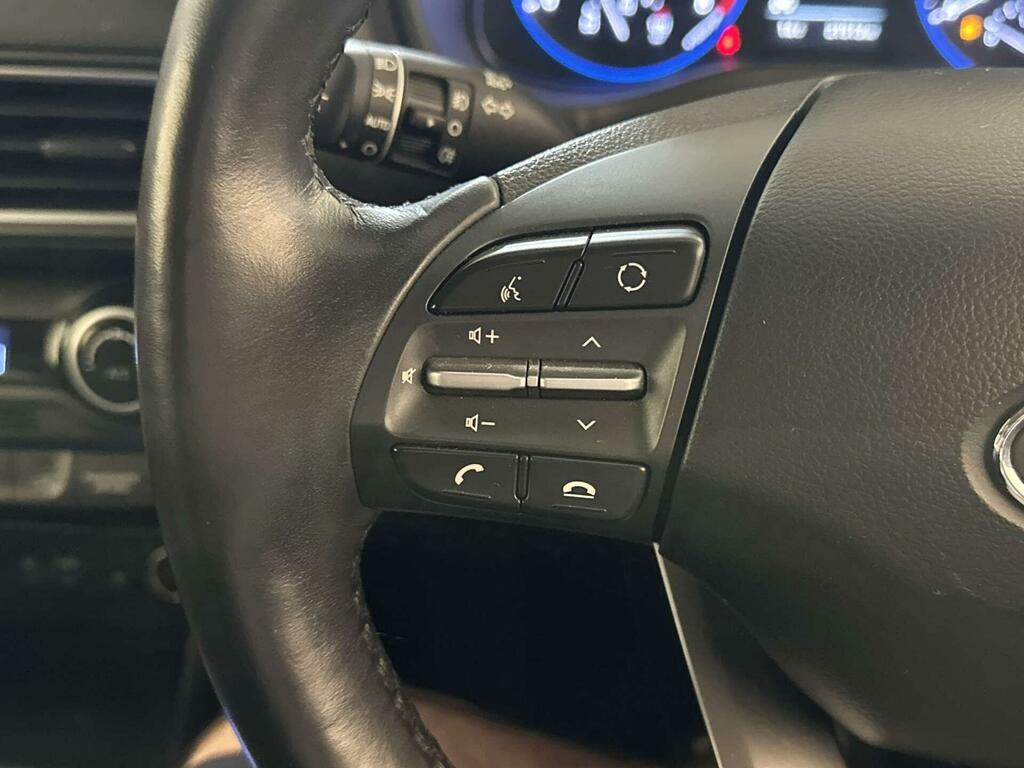Hyundai Kona Kona Premium Se Black #16