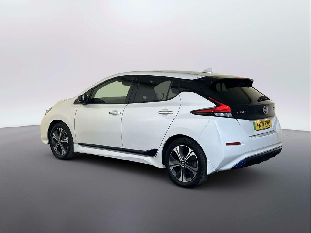 Nissan Leaf 40Kwh Tekna Hatchback 150 Ps White #6