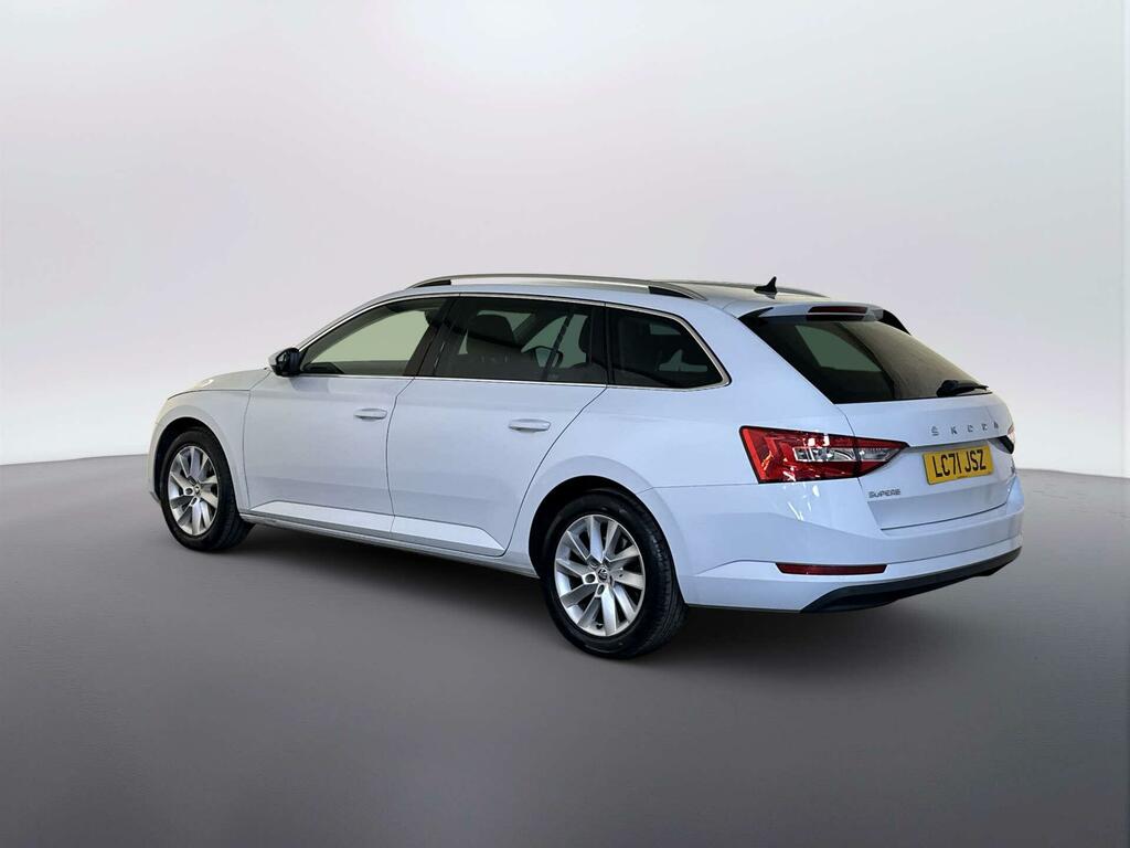 Skoda Superb 1.4 Tsi Iv 13Kwh Se Technology Estate P White #6