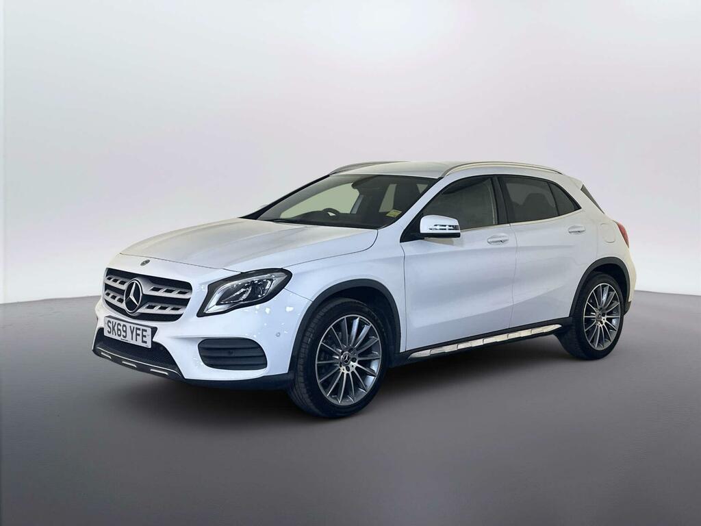 Mercedes-Benz GLA Class 1.6 Gla180 Amg Line Edition Suv 7G-dct White #4