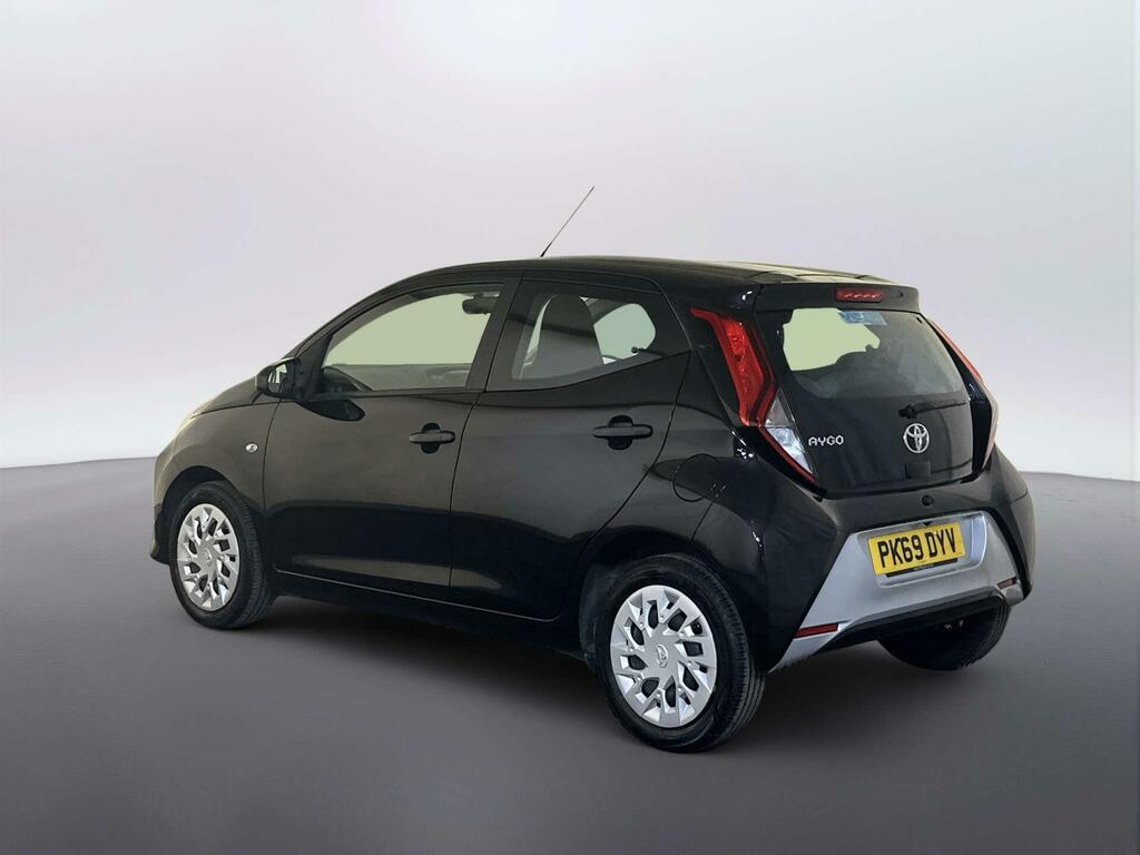 Toyota Aygo 1.0 Vvt-i X-play Hatchback X-shift Euro Black #6