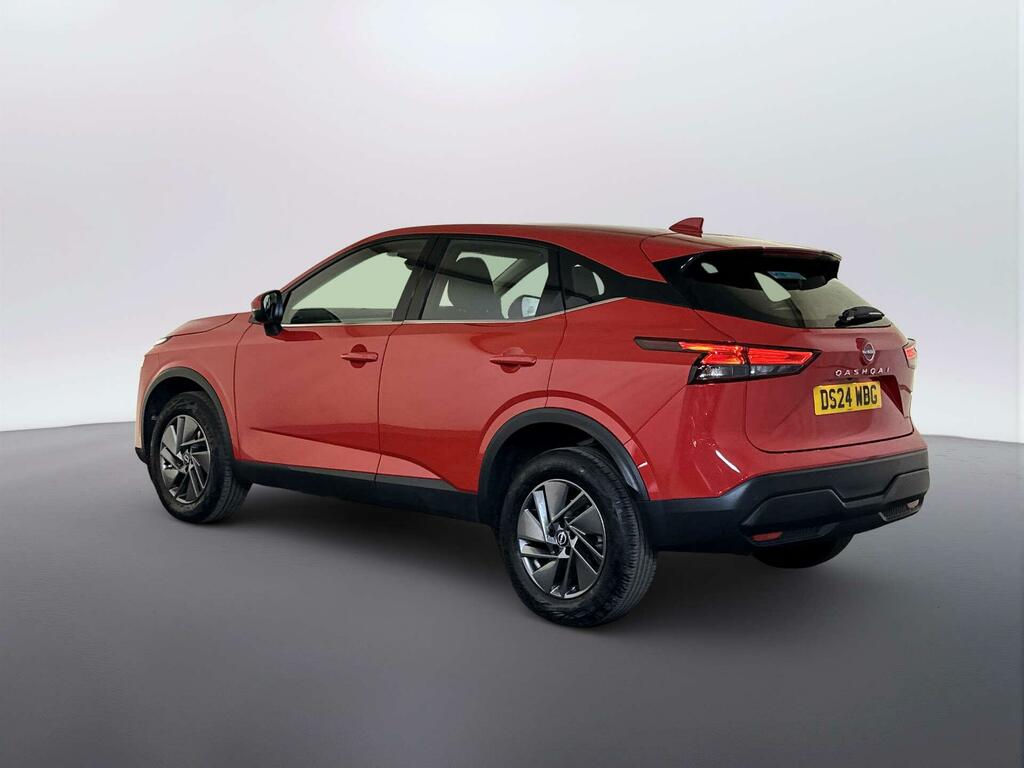 Nissan Qashqai 1.3 Dig-t Mhev Acenta Premium Suv Hybri Red #6