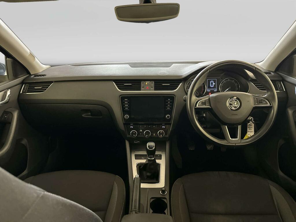 Skoda Octavia 1.0 Tsi Gpf Se Technology Estate Grey #2